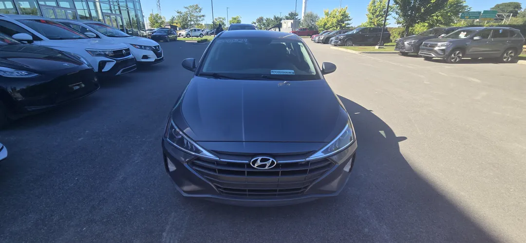 2020 Hyundai Elantra Essential, photo 2