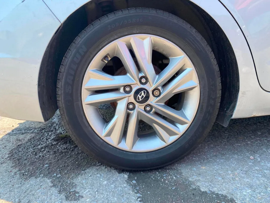 2020 Hyundai Elantra — photo 6