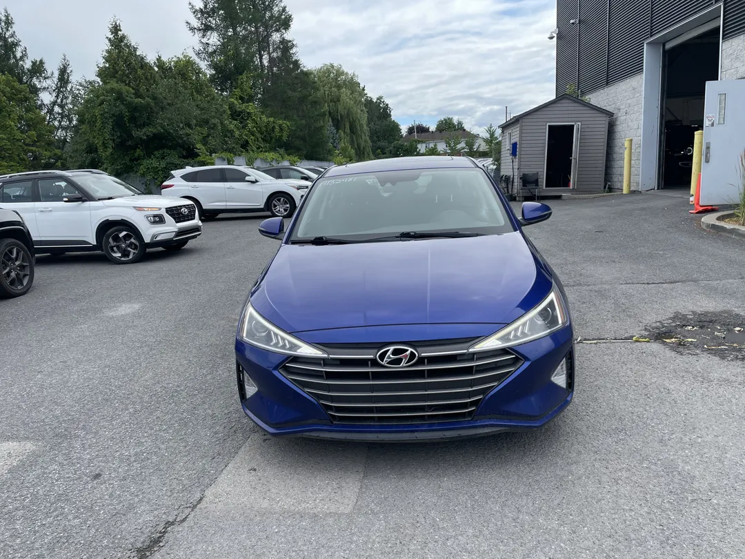 2019 Hyundai Elantra — photo 2