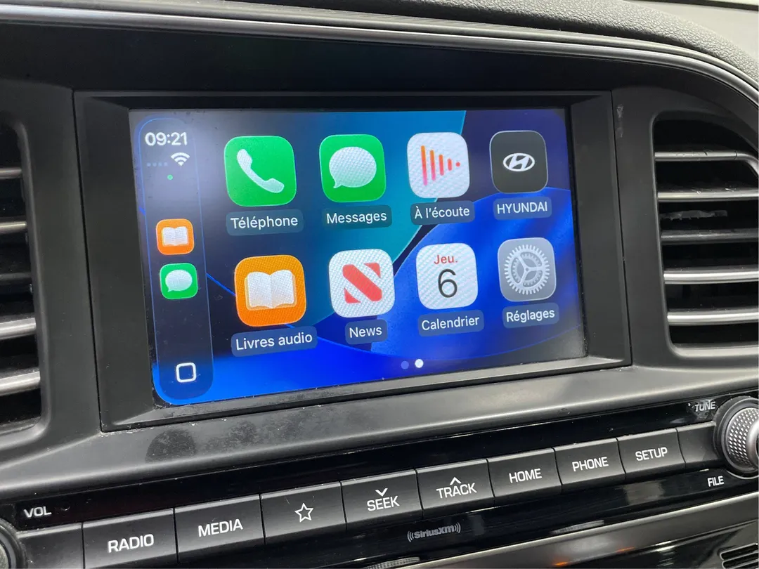 2019 Hyundai Elantra — photo 7