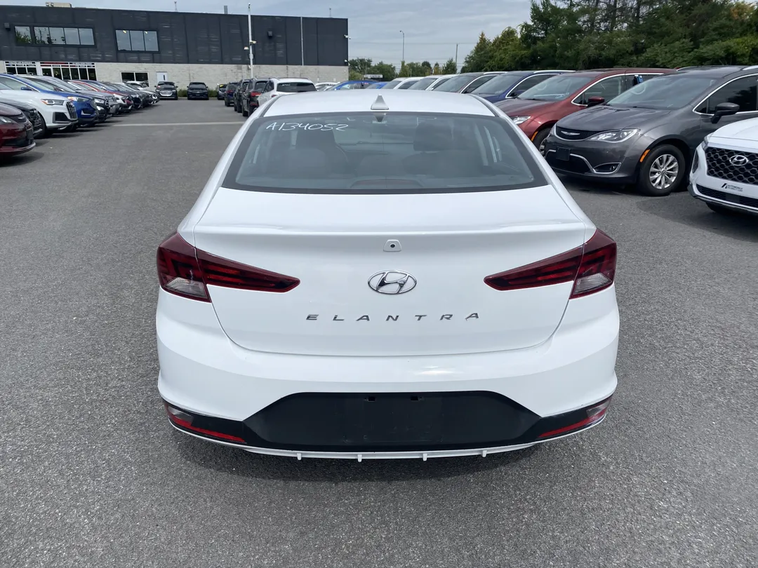 2020 Hyundai Elantra Preferred w/Sun & Safety Package, photo 5