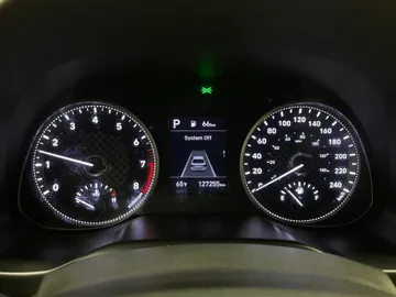 2019 Hyundai Elantra - image 18