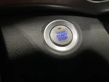 2019 Hyundai Elantra - image 22