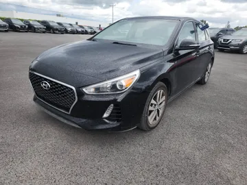 2020 Hyundai Elantra GT - image 3
