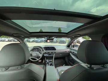 2023 Hyundai Sonata - image 8
