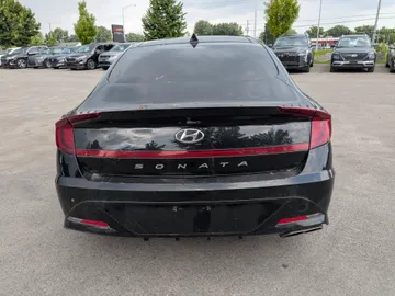 2023 Hyundai Sonata - image 4