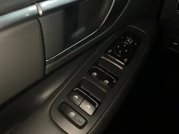 2023 Hyundai Sonata - image 28