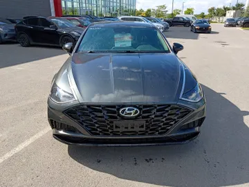 2023 Hyundai Sonata - image 2