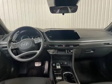 2023 Hyundai Sonata - image 4