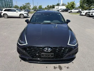 2023 Hyundai Sonata - image 2
