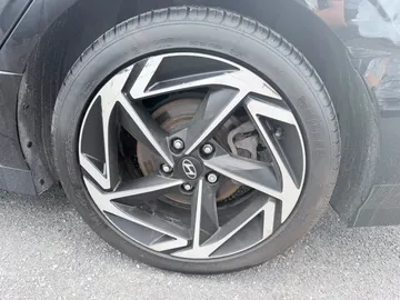 2024 Hyundai Sonata - image 7