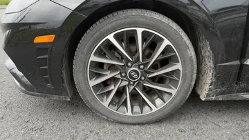 2022 Hyundai Sonata - image 7