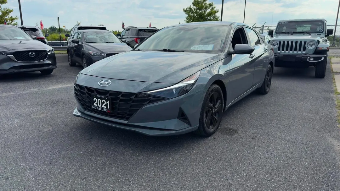 2021 Hyundai Elantra — photo 3