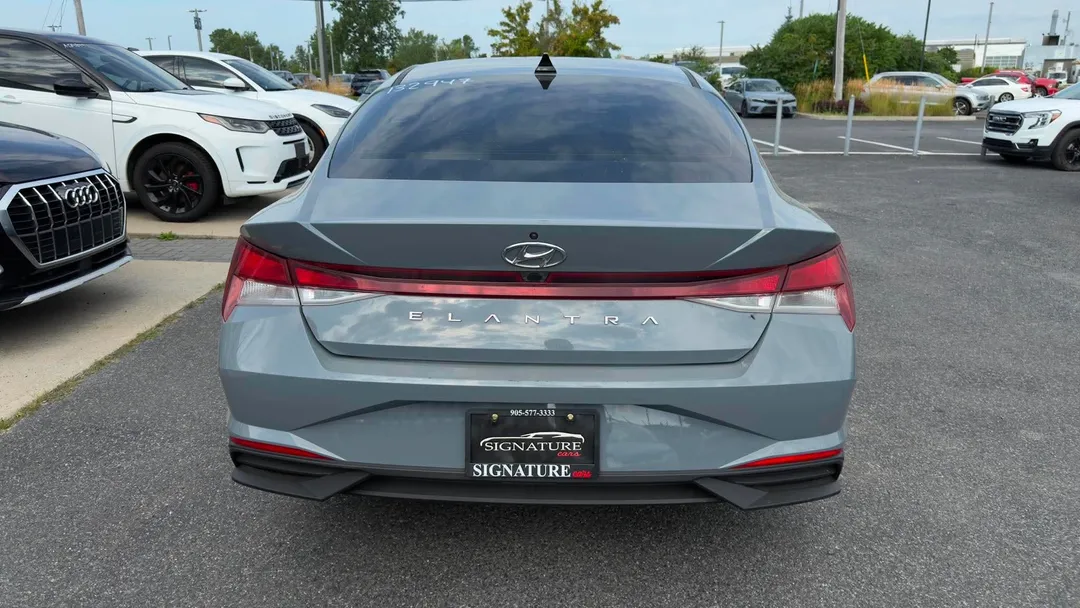 2021 Hyundai Elantra — photo 5