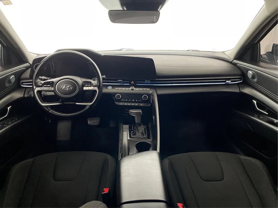 2023 Hyundai Elantra for sale - photo 4