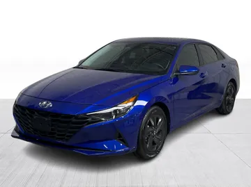 2023 Hyundai Elantra - image 3