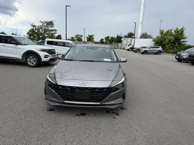2023 Hyundai Elantra — photo 2
