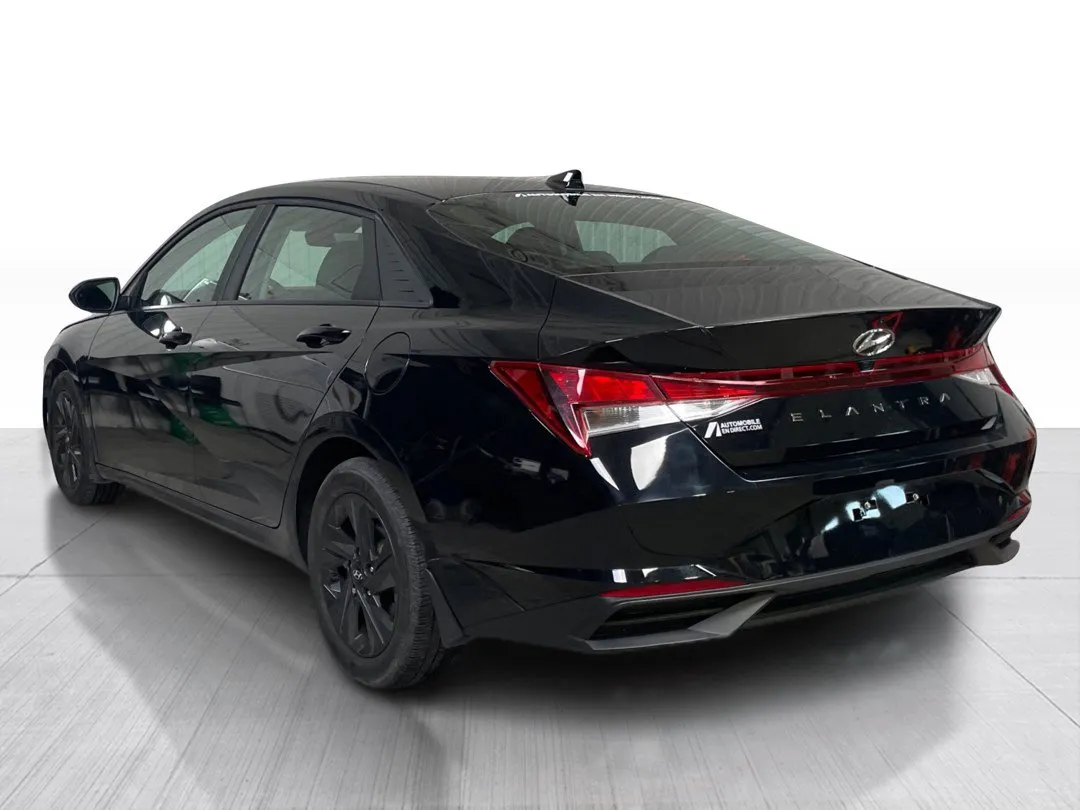 2023 Hyundai Elantra — photo 5