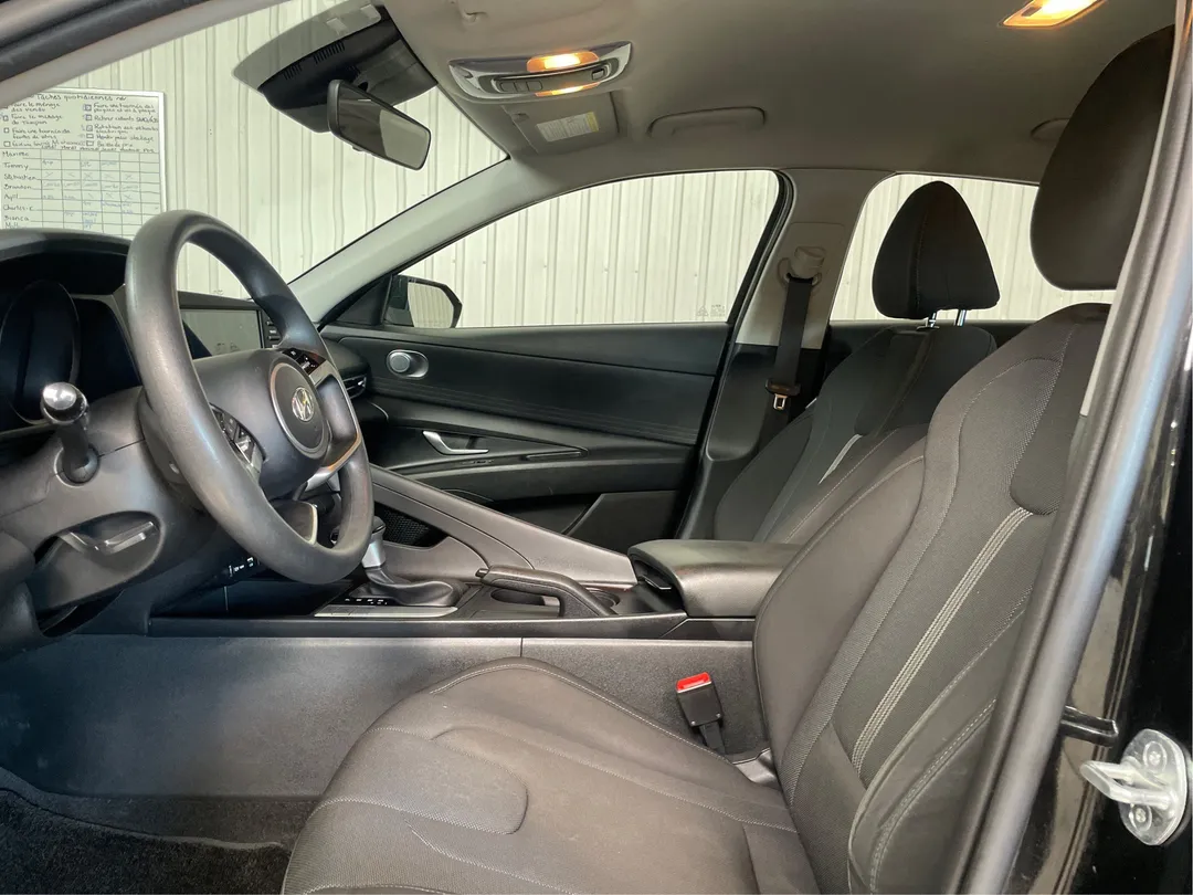 Hyundai Elantra 2023 à vendre - photo 3