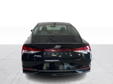 2023 Hyundai Elantra - image 12