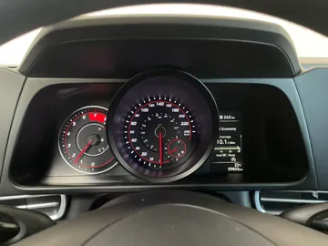 2023 Hyundai Elantra - image 16