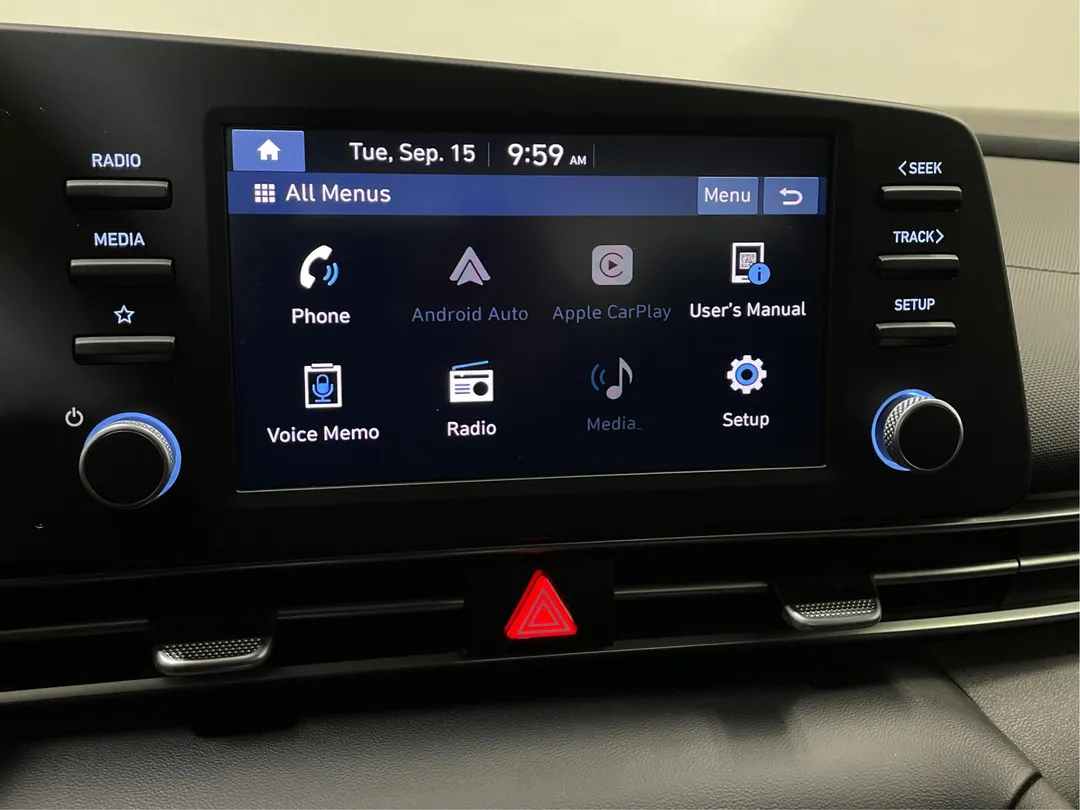 2022 Hyundai Elantra Essential, photo 6