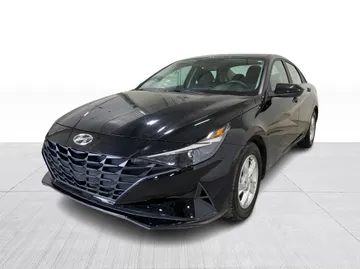 2022 Hyundai Elantra - image 9