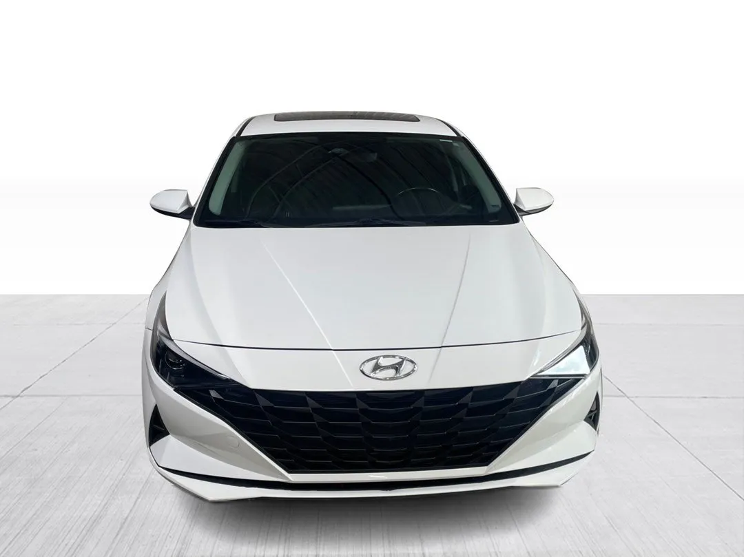 2023 Hyundai Elantra — photo 8