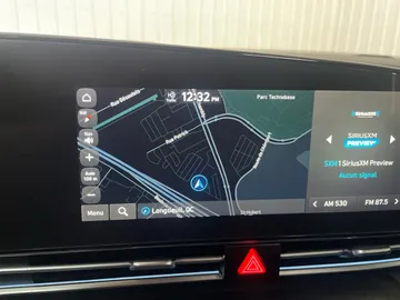 2023 Hyundai Elantra - image 22