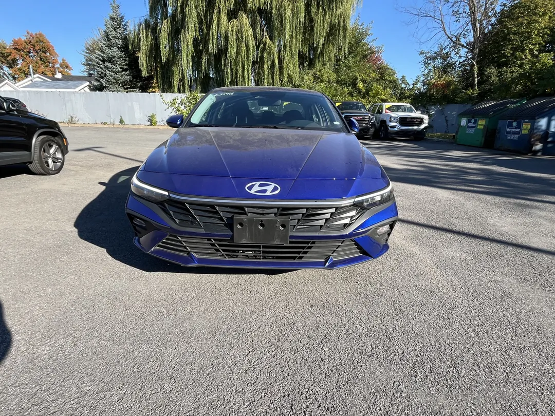 2025 Hyundai Elantra for sale - photo 2
