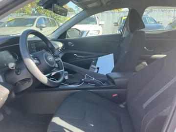 2026 Hyundai Elantra - image 7