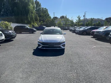 2026 Hyundai Elantra - image 2