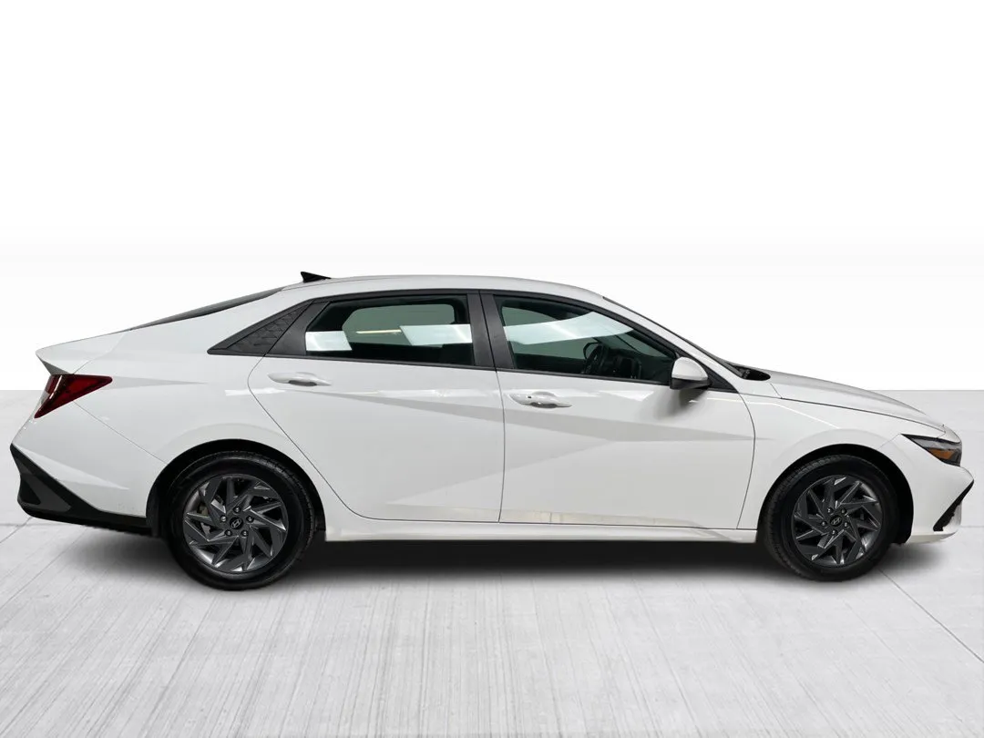 2024 Hyundai Elantra