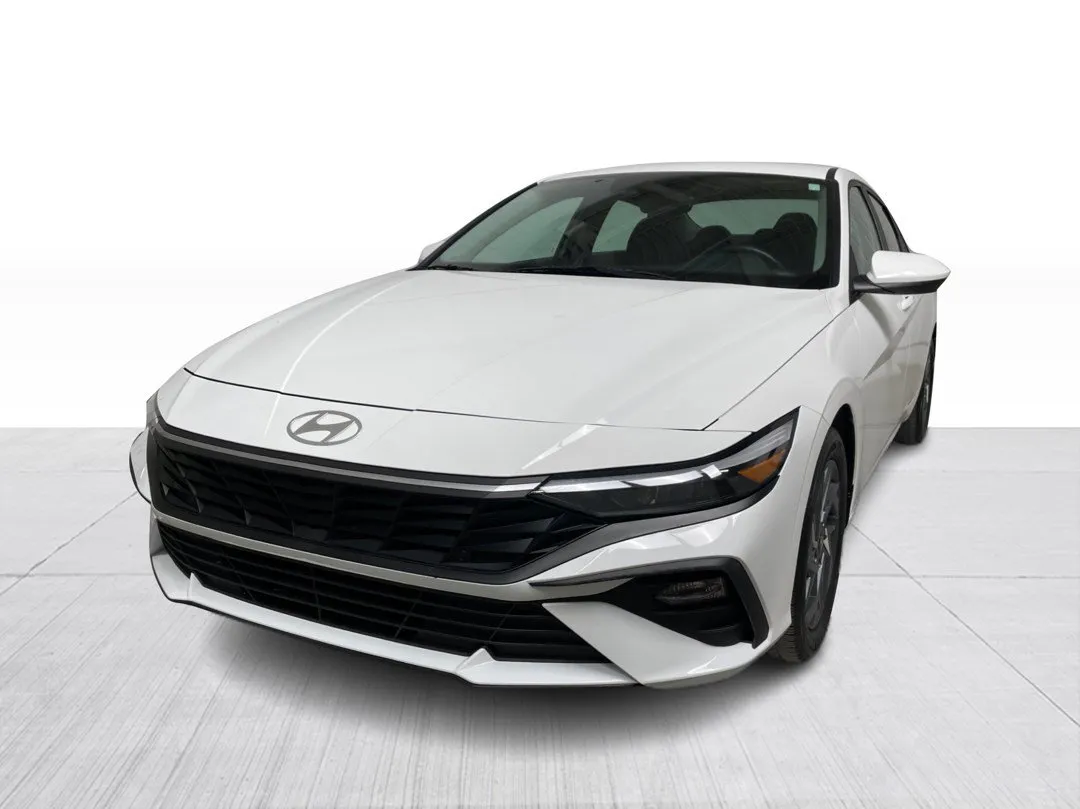 2024 Hyundai Elantra — photo 4