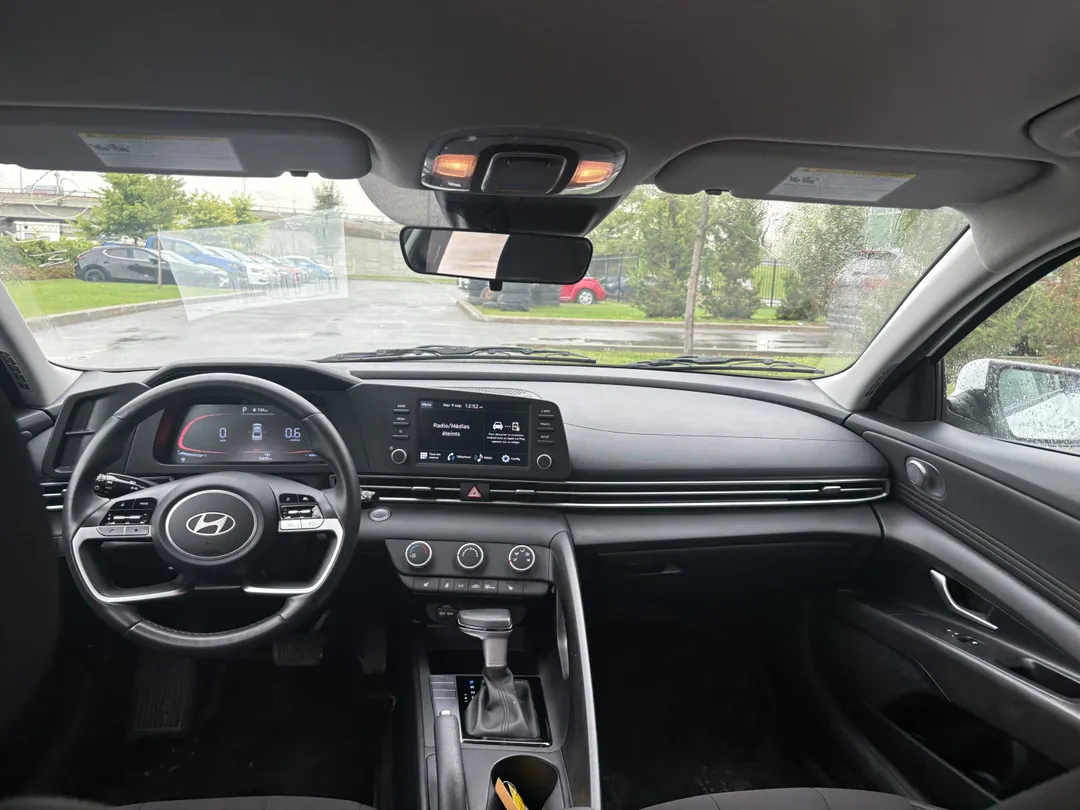 2025 Hyundai Elantra Preferred, photo 7