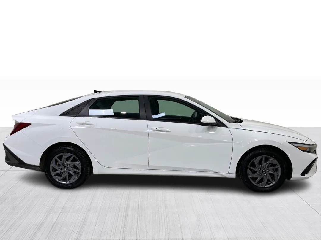 Hyundai Elantra 2025 à vendre - photo 2