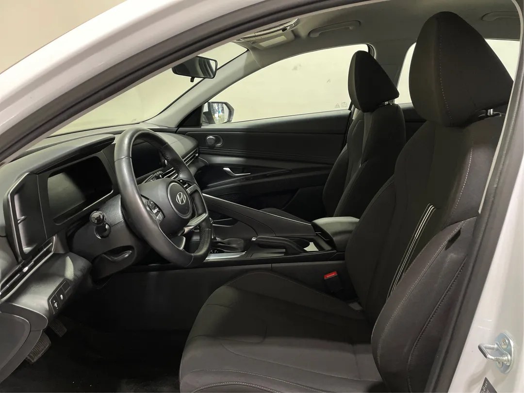 Hyundai Elantra 2025 à vendre - photo 3