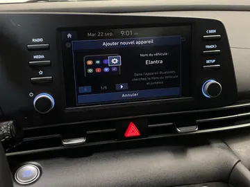 2025 Hyundai Elantra - image 22