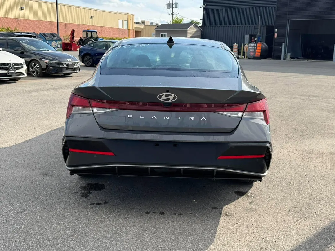 2025 Hyundai Elantra for sale - photo 4