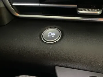 2026 Hyundai Elantra - image 22