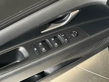 2026 Hyundai Elantra - image 23