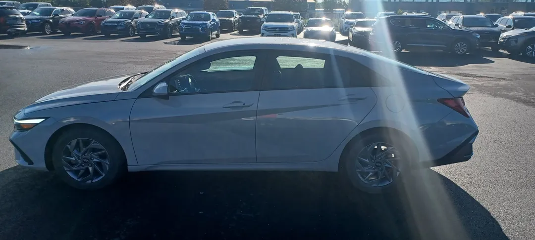 Hyundai Elantra 2024 à vendre - photo 4