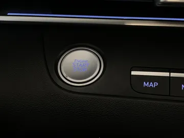2024 Hyundai Elantra - image 23
