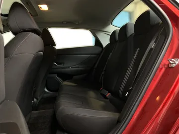 2024 Hyundai Elantra - image 16