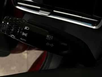 2024 Hyundai Elantra - image 19