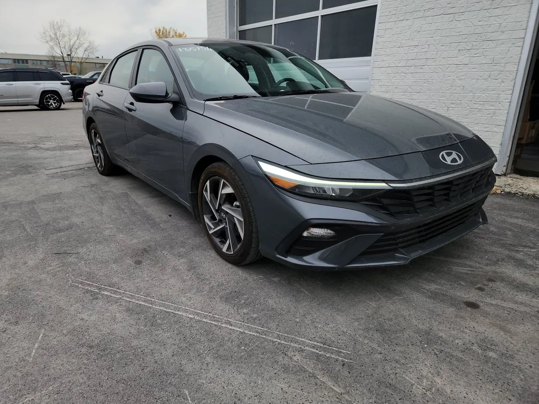 2025 Hyundai Elantra for sale - photo 1