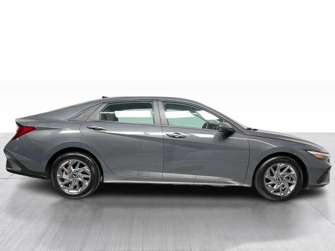 2026 Hyundai Elantra for sale - photo 2