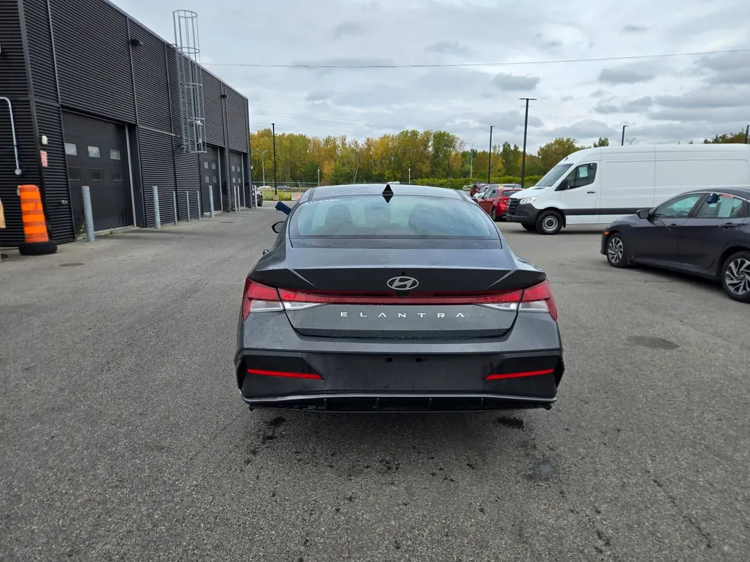 Hyundai Elantra 2026 à vendre - photo 4