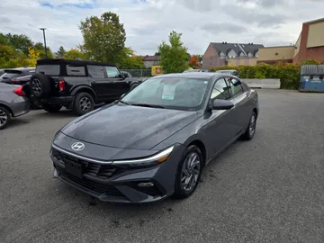 2026 Hyundai Elantra - image 3