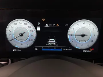 2024 Hyundai Elantra - image 19